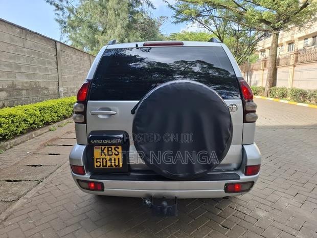 Toyota Land Cruiser Prado 3.0 D-4D 5dr 2006 Silver