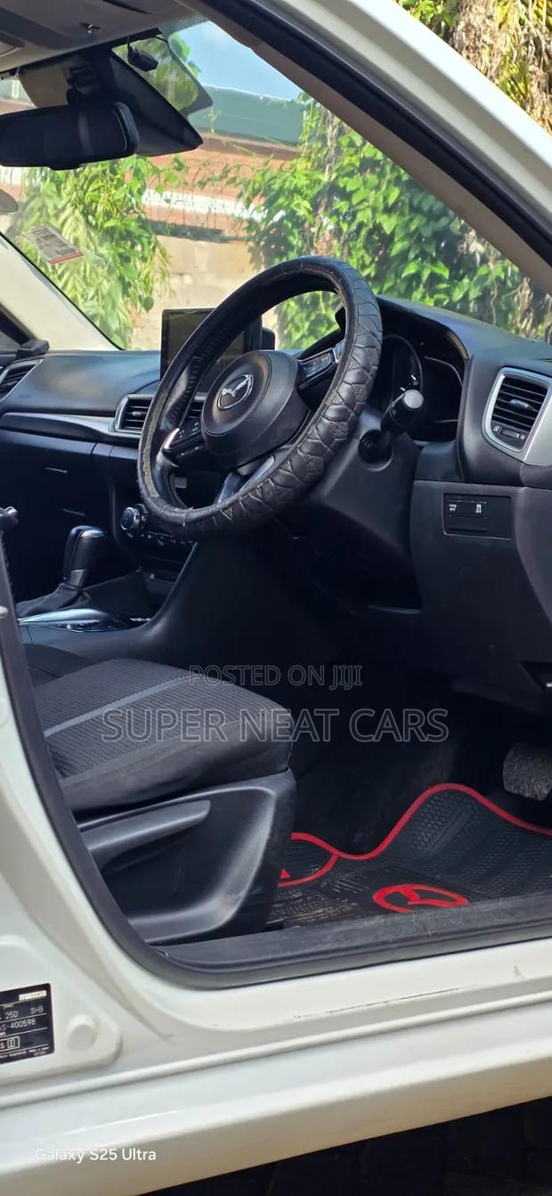 Mazda Axela 2017 White