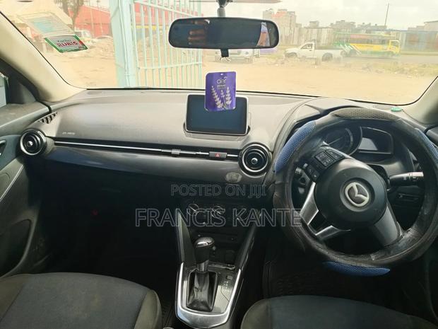Mazda Demio 2017 Silver