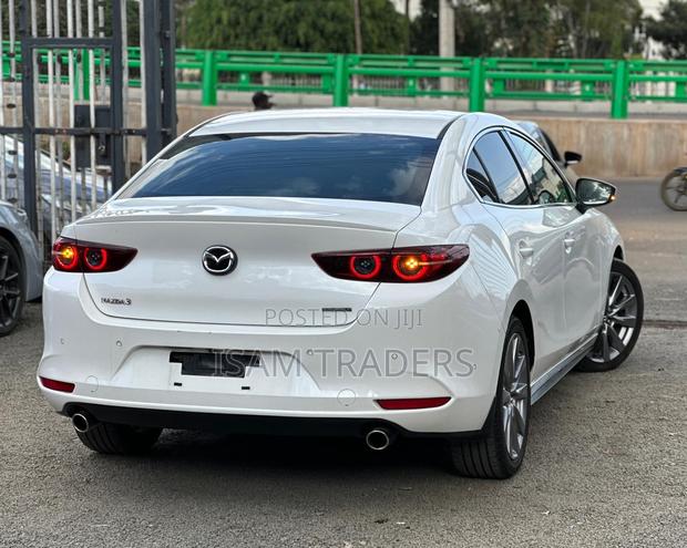 Mazda 3 2019 Pearl