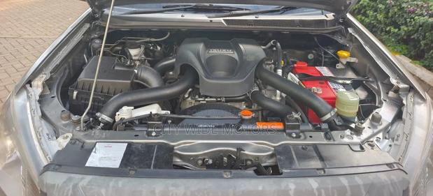 Isuzu D-MAX 2021 Gray