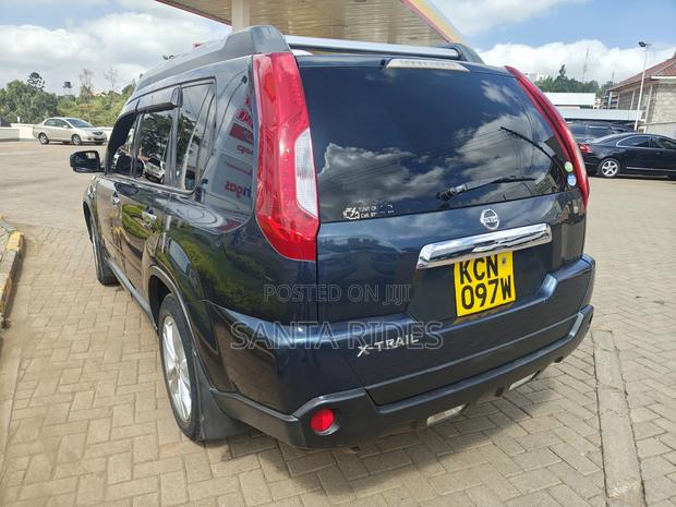 Nissan X-Trail 2.0 Petrol XE 2012 Gray