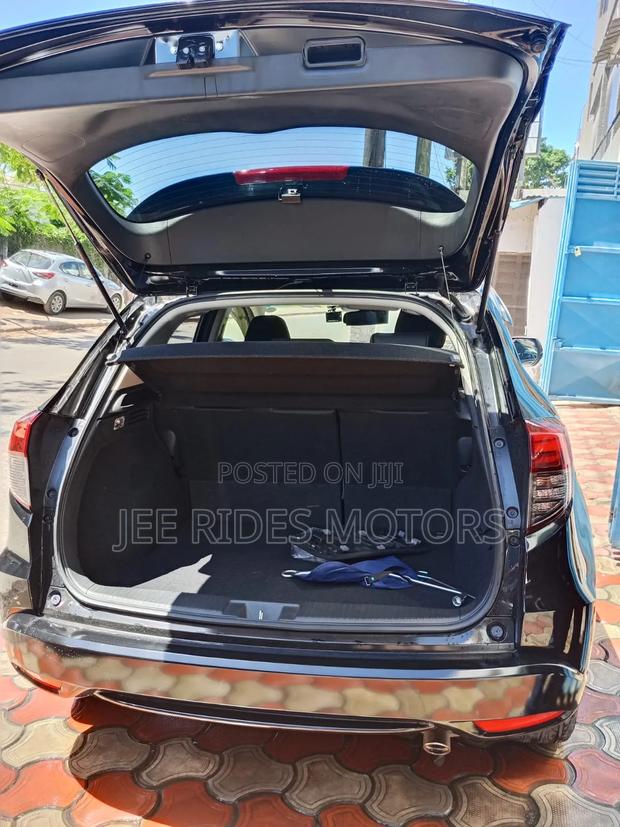 Honda Vezel 1.5 Hybrid 2WD 2019 Black