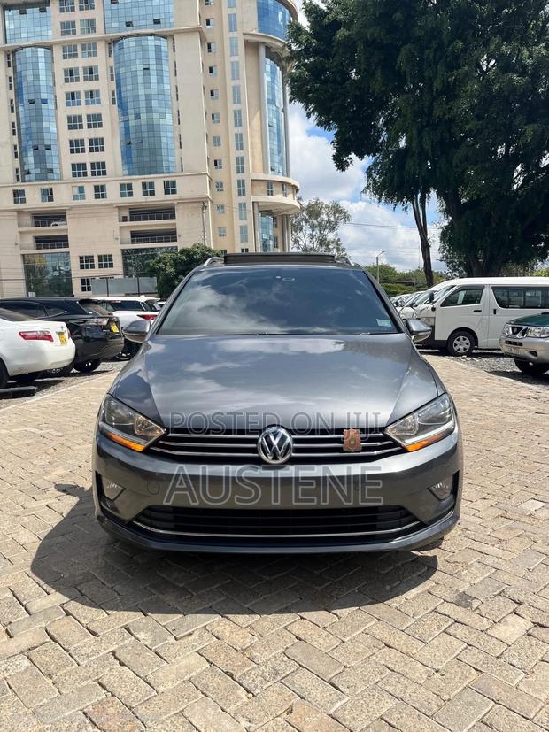 Volkswagen Golf SportWagen TSI S FWD 2018 Gray