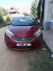 Nissan Note 2015 Red for sale