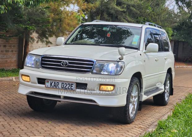 Toyota Land Cruiser Prado 1999 White
