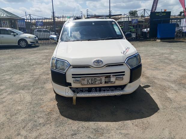 Toyota Succeed SV Premium 2016 White