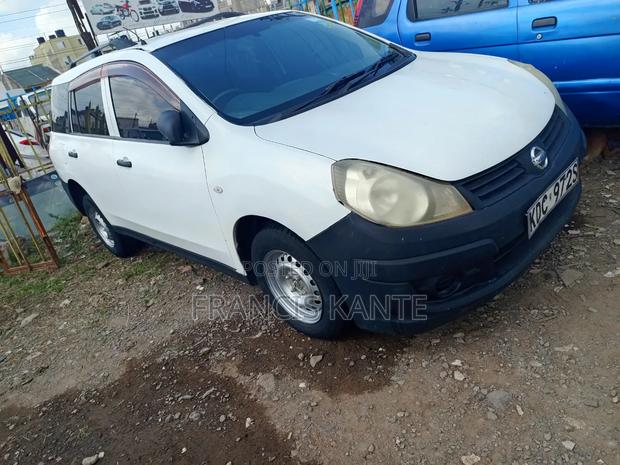 Nissan Advan 2014 White