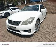 Toyota Crown 2011 White for sale