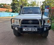 Toyota Land Cruiser 2013 White for sale