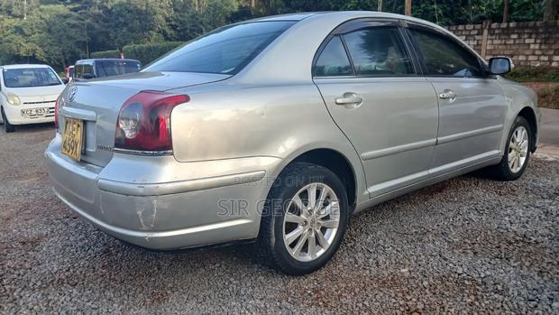 Toyota Avensis 2008 Silver