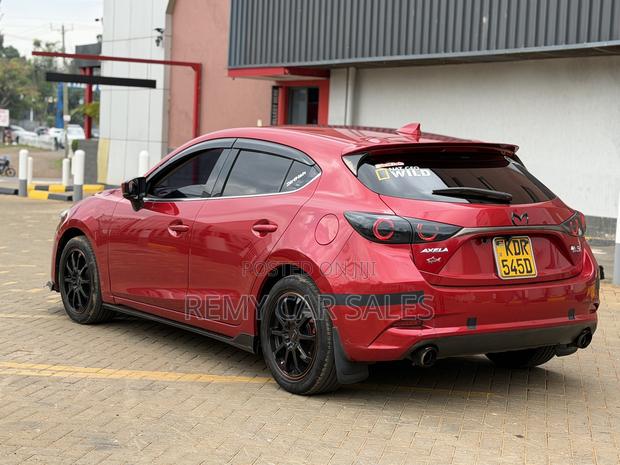 Mazda Axela 2017 Red