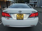 Toyota Crown 2017 White for sale