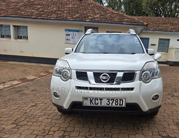 Nissan X-Trail 2012 White