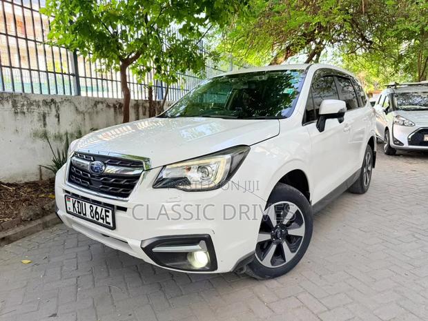 Subaru Forester 2018 White
