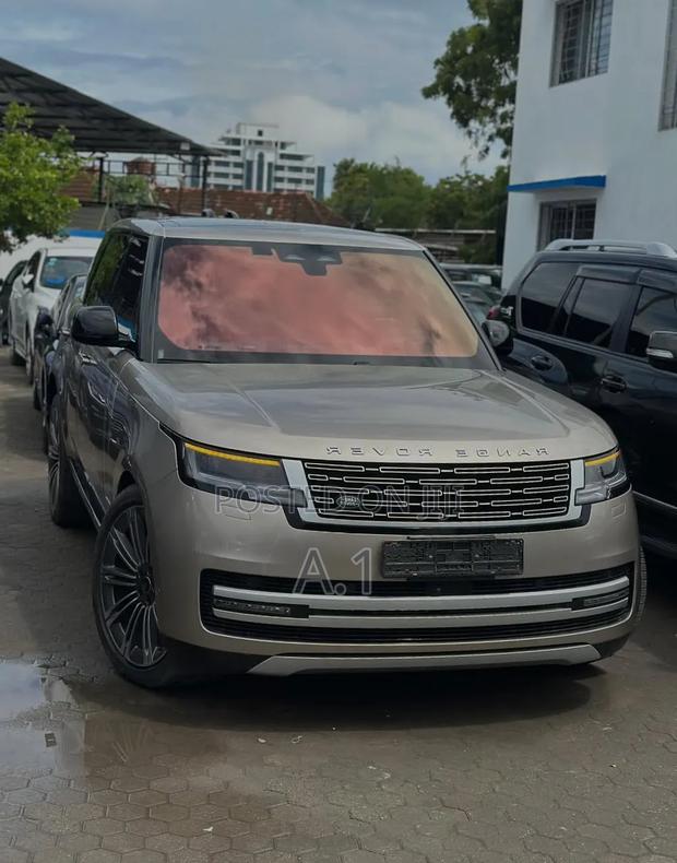 Land Rover Range Rover Autobiography LWB 2023 Gold