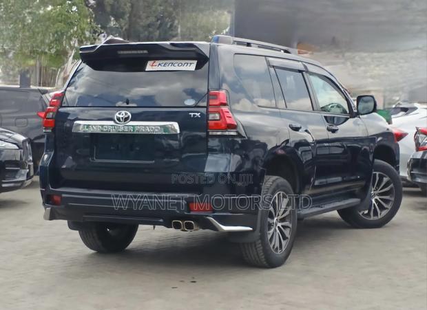 Toyota Land Cruiser Prado 2.7 2019 Blue