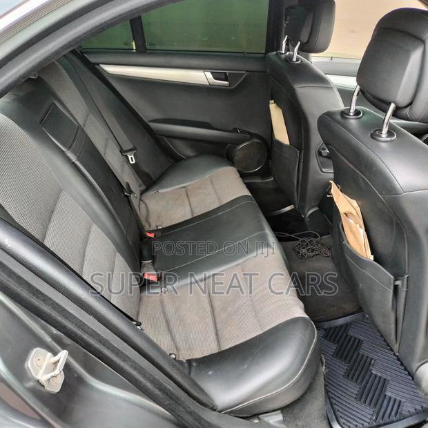 Mercedes-Benz C180 2012 Gray
