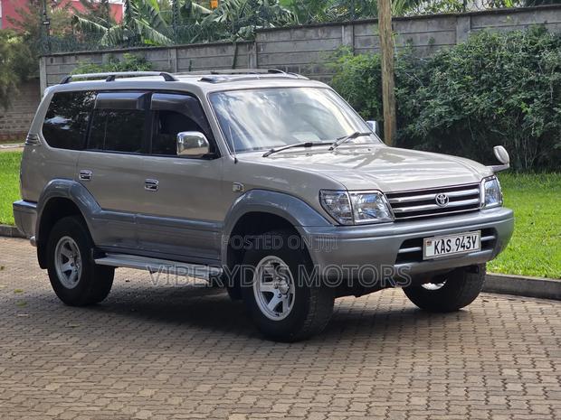 Toyota Land Cruiser Prado 1996