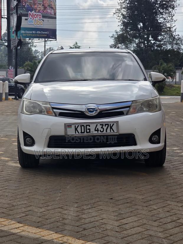 Toyota Corolla Fielder 2014 White
