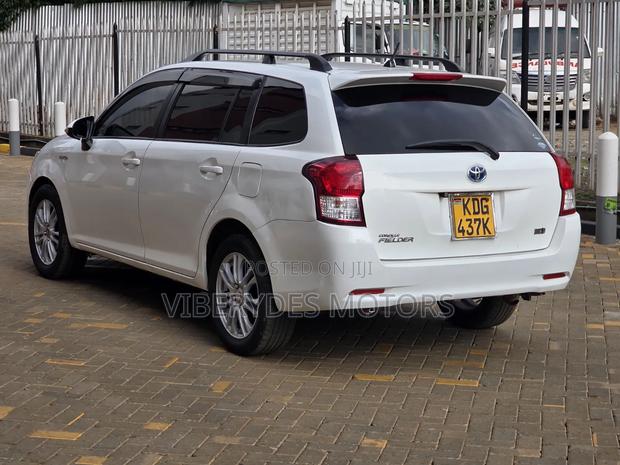 Toyota Corolla Fielder 2014 White