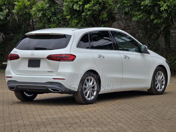 Mercedes-Benz B-Class 2019 White