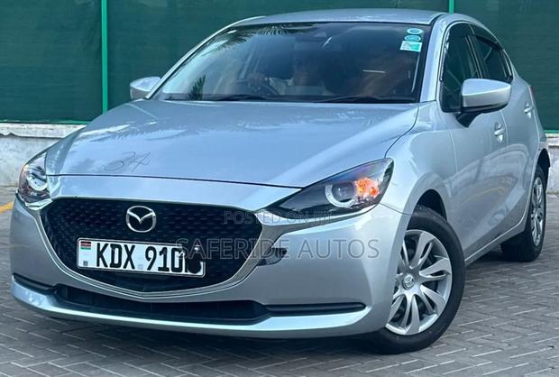 Mazda 2 2020 Silver