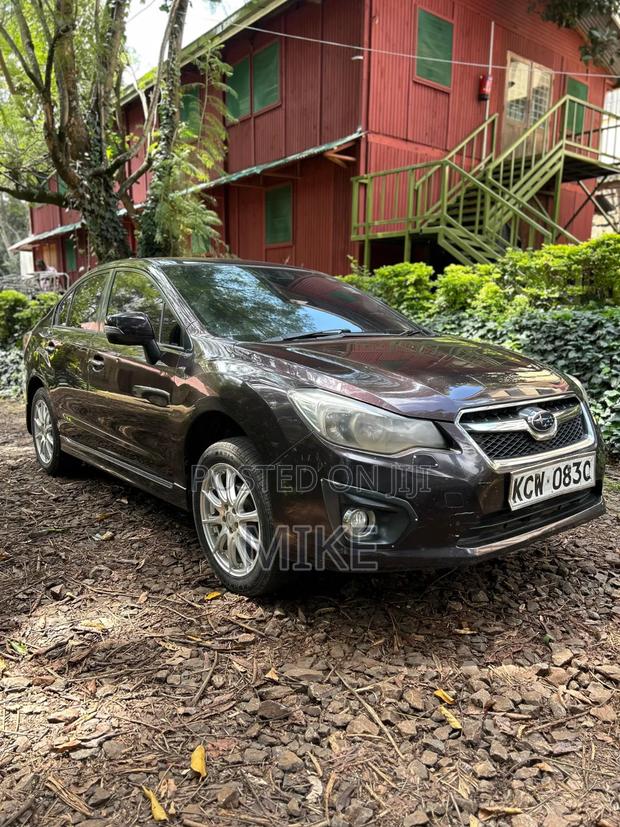 Subaru Impreza 2.0i Premium Sedan 2012 Maroon