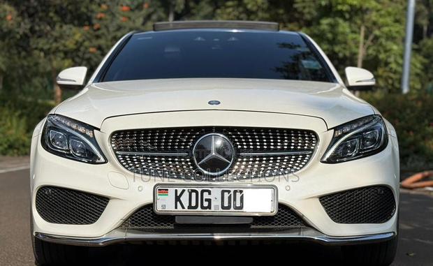 Mercedes-Benz C200 2014 White