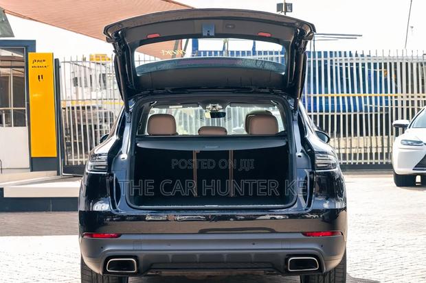 Porsche Cayenne Base AWD 2019 Black