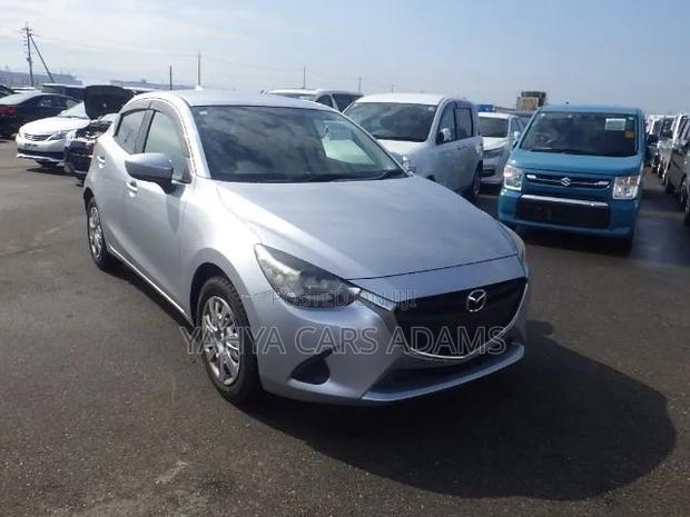Mazda 2 2019 Silver