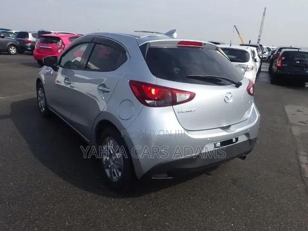 Mazda 2 2019 Silver