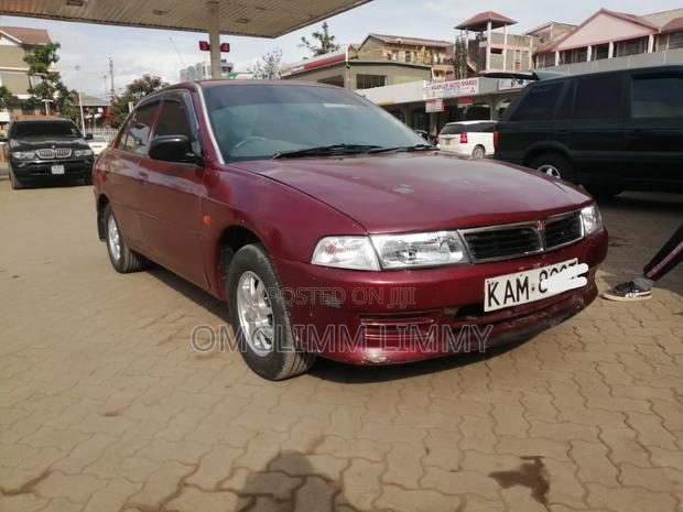 Mitsubishi Lancer 2000 Red