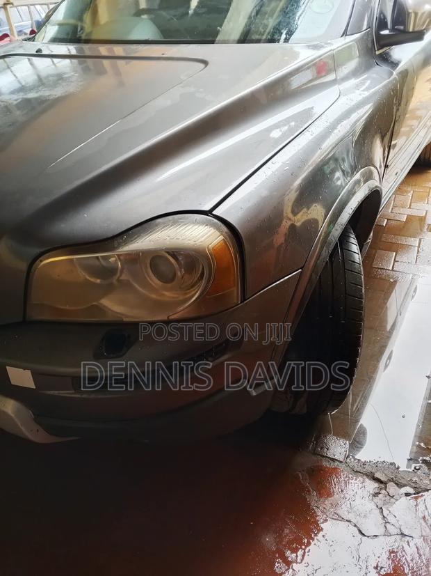 Volvo XC90 2012 Gray