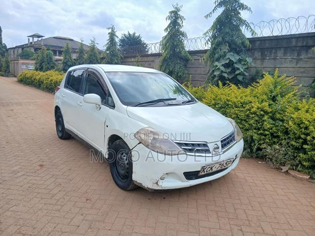Nissan Tiida 2009 White