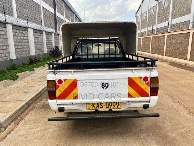 Mitsubishi L200 Single Cab 2.5 TD 2006 White