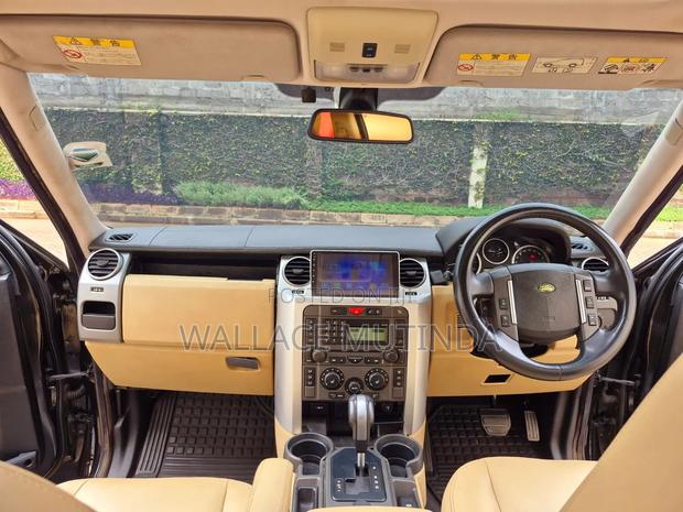 Land Rover Discovery 2006 Black