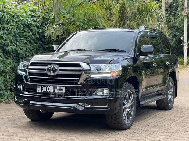 Toyota Land Cruiser 4.6 V8 ZX 2011 Blue