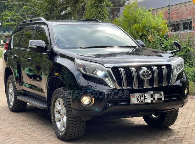 Toyota Land Cruiser Prado 2.7 i 2011