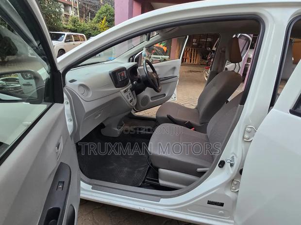 Daihatsu Mira 2017 White