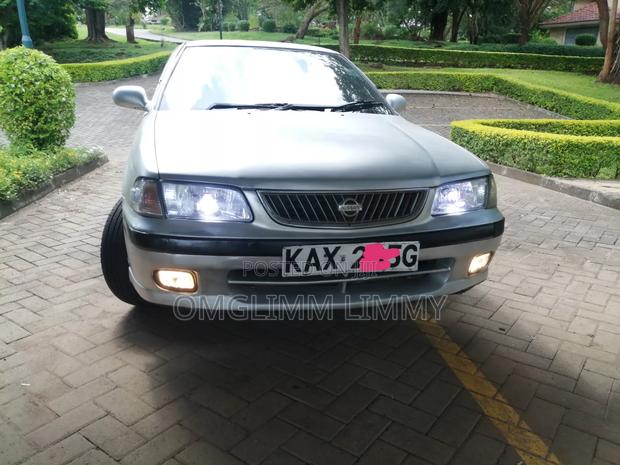Nissan Sunny 1999 Silver