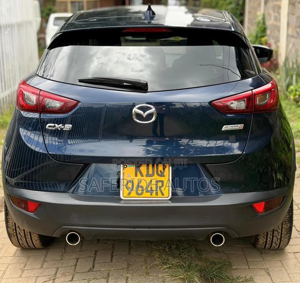 Mazda CX-3 2017 Blue