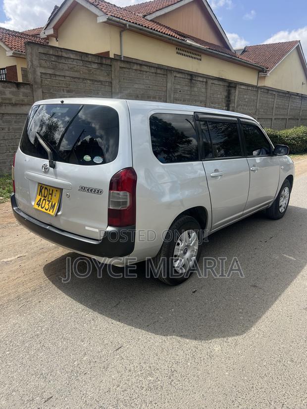 Toyota Succeed SV Premium 2016 Silver