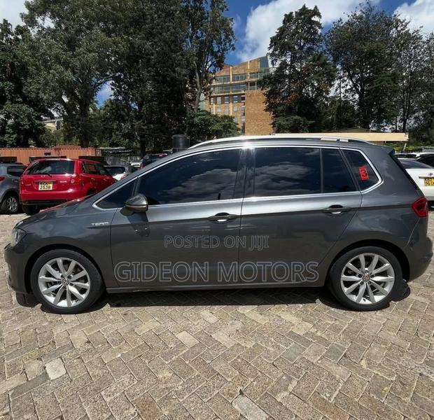Volkswagen Golf 2018 Gray