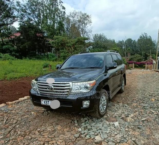 Toyota Land Cruiser 4.5 V8 GX-R 2012