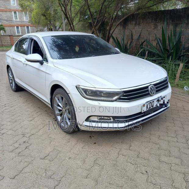 Volkswagen Passat 1.8T R-Line 4dr Sedan (1.8L 4cyl) 2017 White