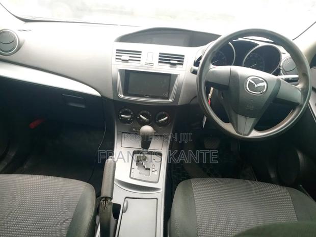 Mazda Axela 2018 White