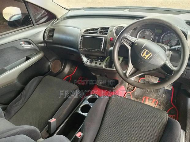 Honda Stream 2012