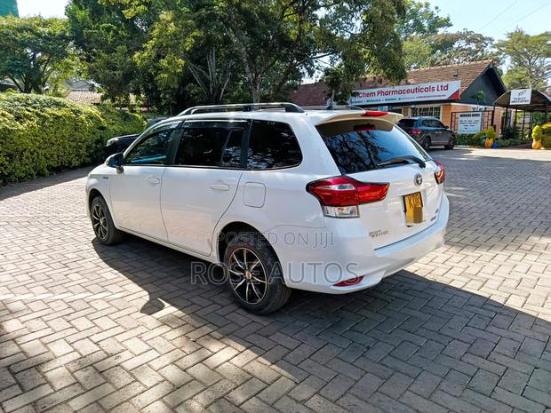 Toyota Corolla Fielder 2018 White