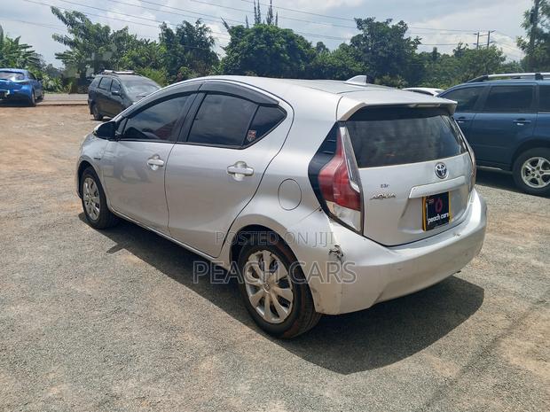 Toyota Aqua 2015 Silver